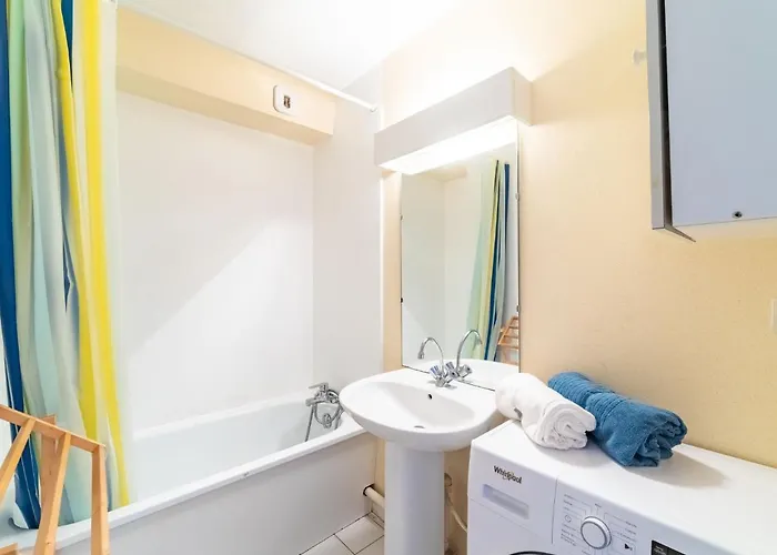 Le Domaine D'azur-3 By Interhome Apartman *