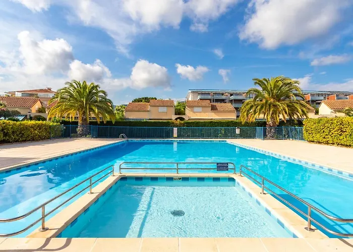 Appartement Le Domaine D'azur-3 By Interhome